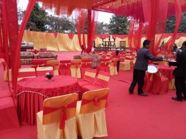 Fancy Caterers And Tent Se..