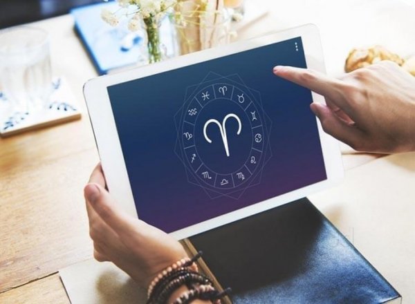 Astrologer Pandit Rakesh S..