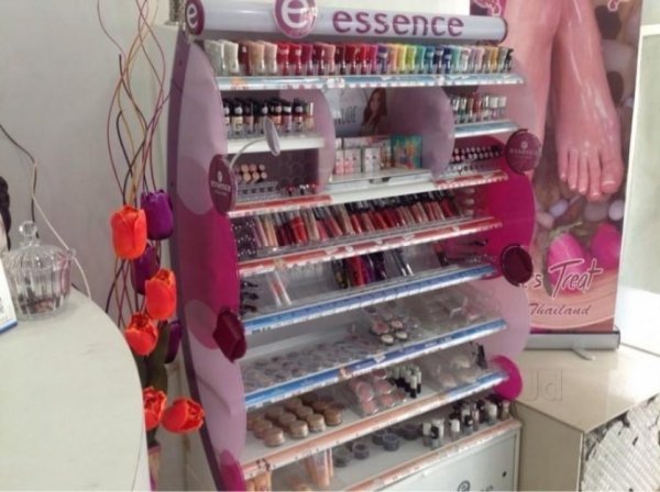 Essentials Unisex Salon N ..